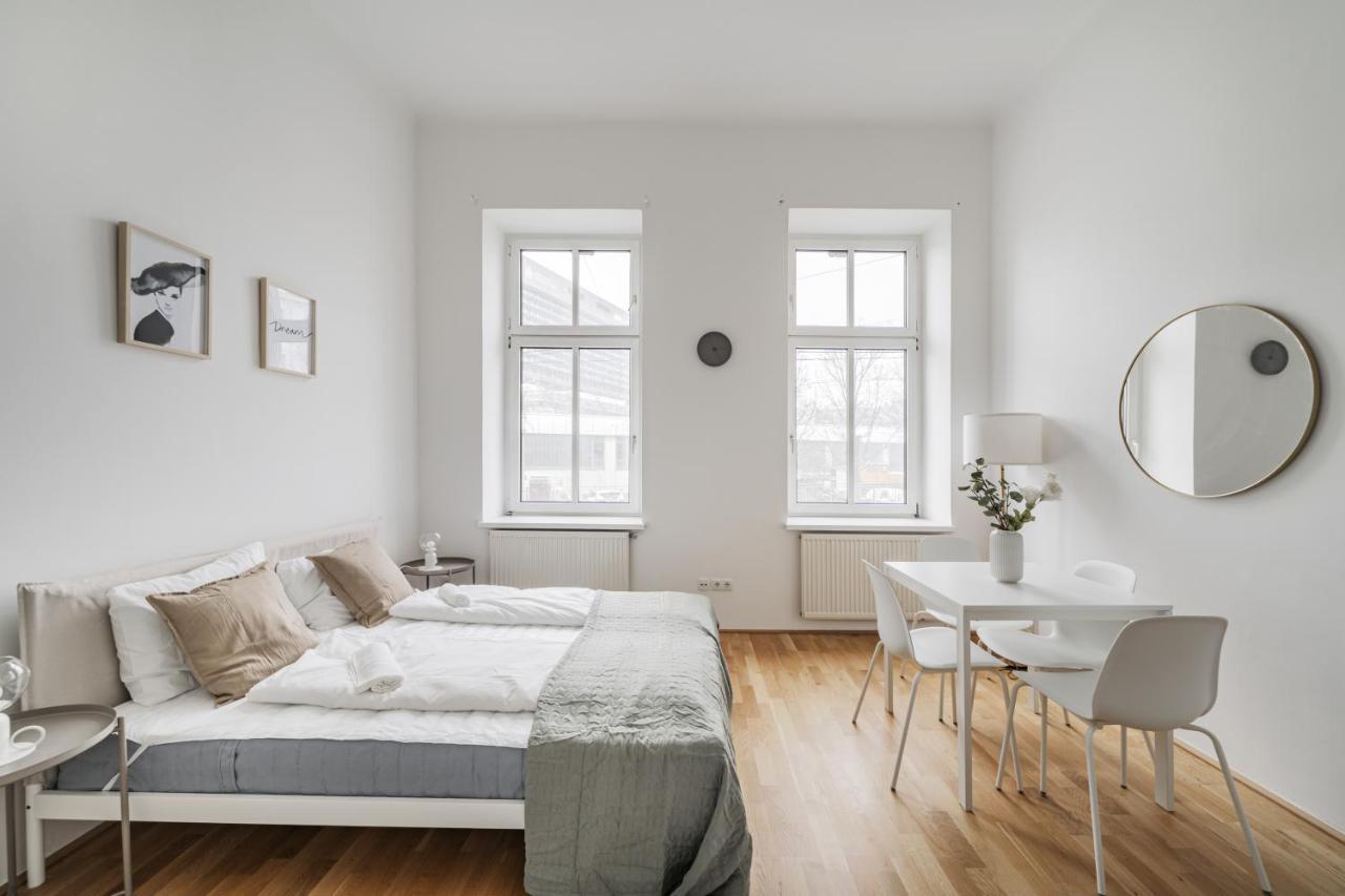 Stylisch Condo In Vienna'S 18Th District Viena Exterior foto
