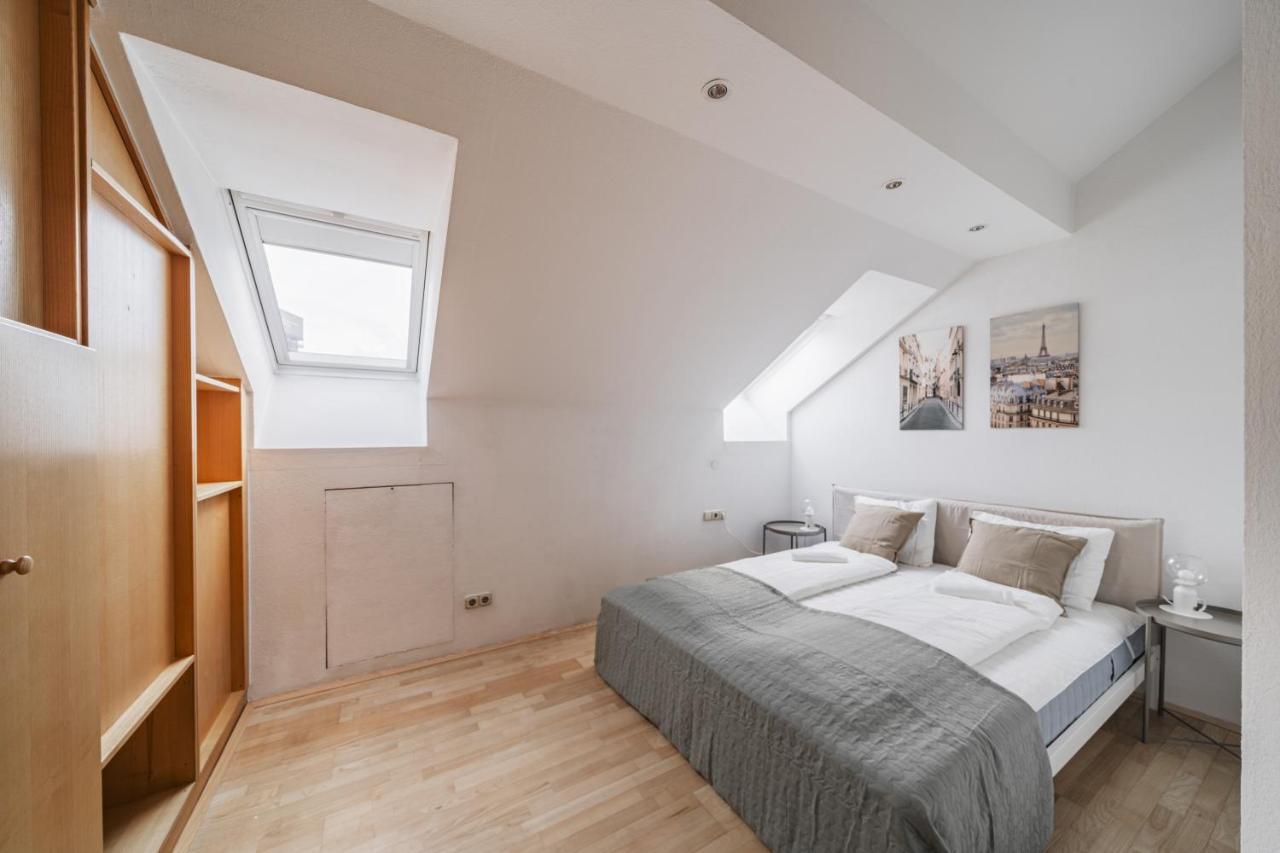 Stylisch Condo In Vienna'S 18Th District Viena Exterior foto