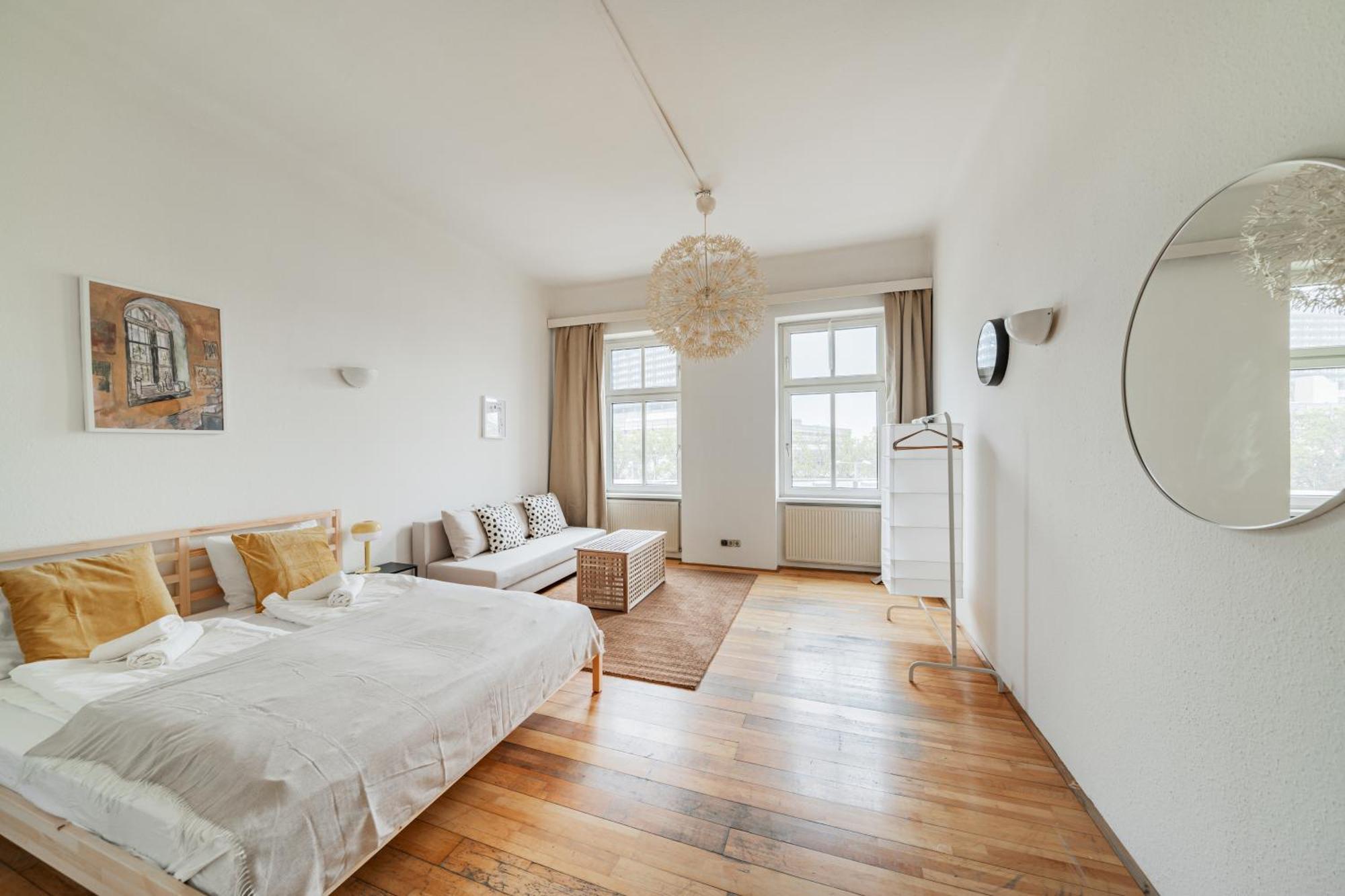 Stylisch Condo In Vienna'S 18Th District Viena Exterior foto